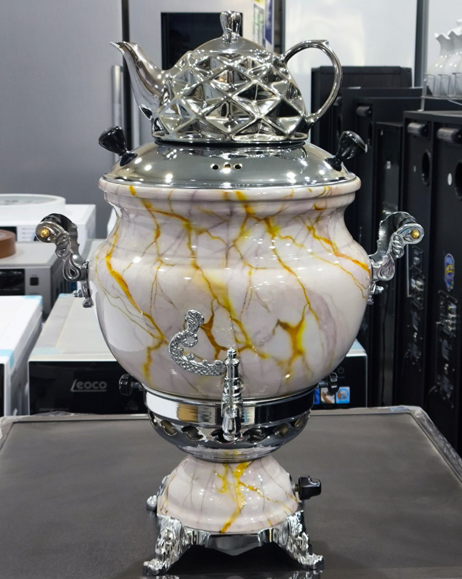 خرید سماور 12 لیتری (رنگ سفید طلایی)